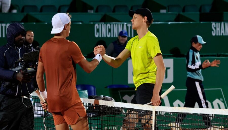 Stefano Semeraro ne mâche pas ses mots à l’égard de Jannik Sinner