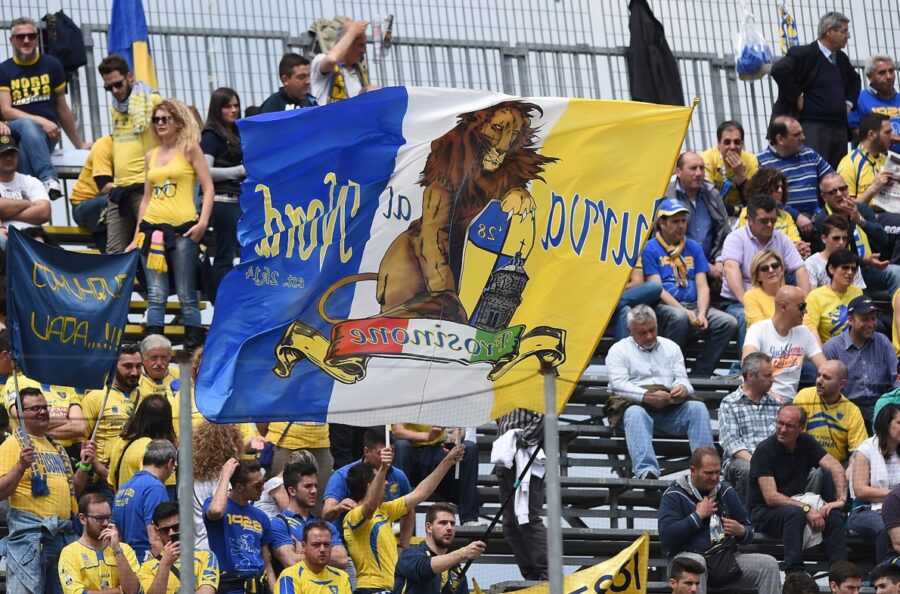 Frosinone à nouveau sur la bonne voie, le Genoa au ralenti, Bari à l’assaut du Südtirol