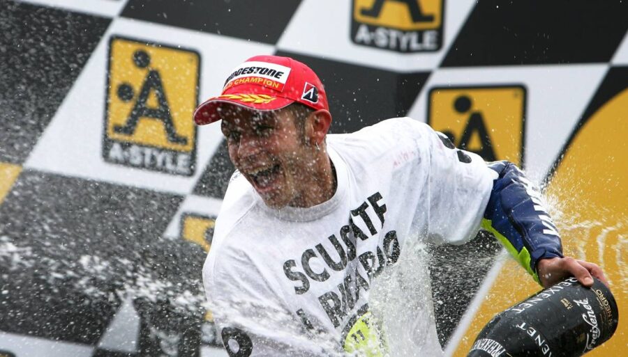 Valentino Rossi a changé l’histoire de Yamaha » : Checa se souvient