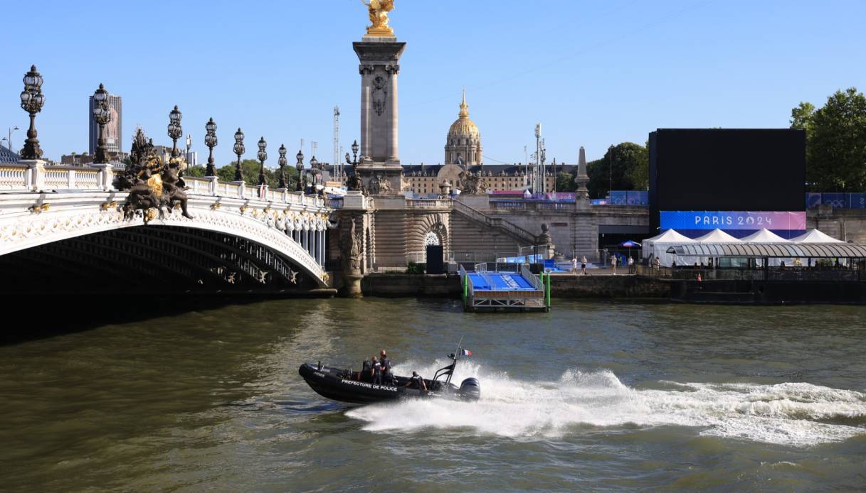 Jeux olympiques de Paris 2024 la Seine polluée, le triathlon masculin