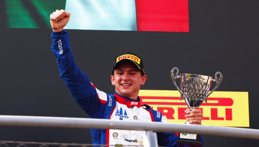 Leonardo Fornaroli devient champion de F3