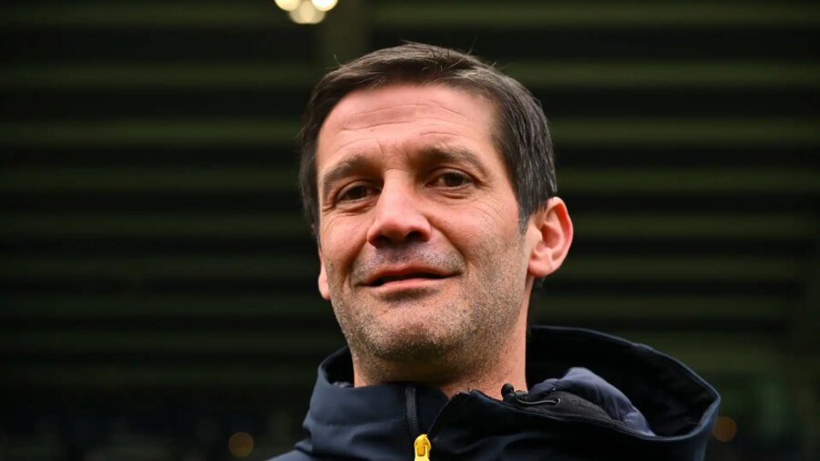 Cristian Chivu : qui est le nouvel entraîneur de l’Inter et comment le marché évolue