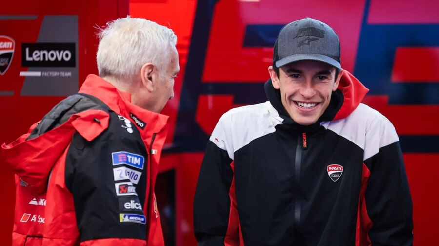 Ducati, Tardozzi sur Marquez et Bagnaia : « Parfois j’exagère » ;