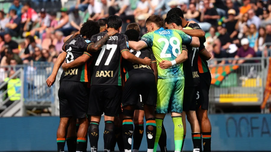 Venezia gagne le choc salvateur avec Monza, qui est de plus en plus dans l’abîme