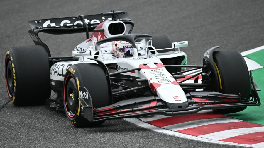F1, GP du Japon : Verstappen s’impose devant les deux McLaren.