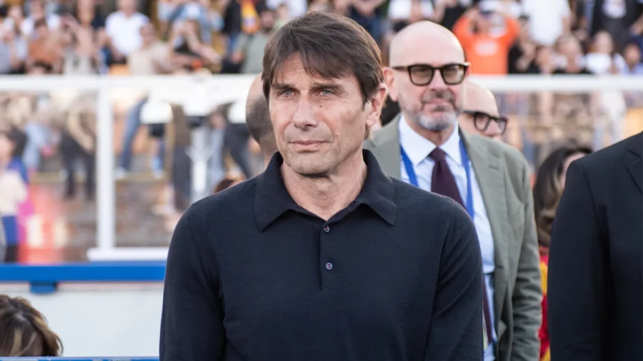 Antonio Conte révèle pourquoi il a décidé de rester à Naples