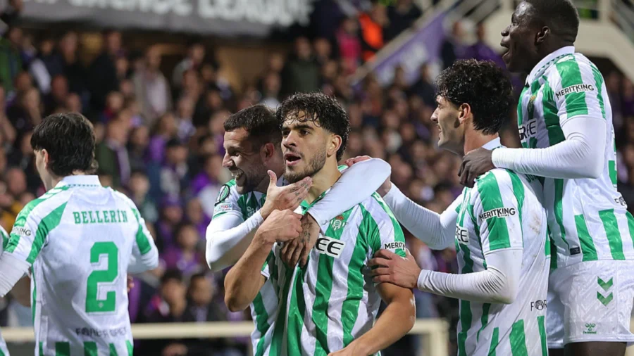 La prolongation est fatale à la Fiorentina, le Betis Séville se qualifie pour la finale de la conférence