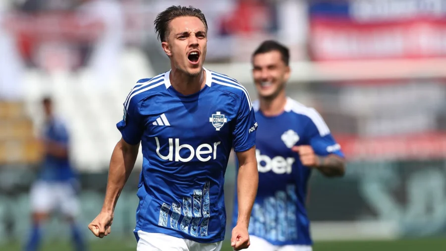 Côme gagne en remontant contre Cagliari