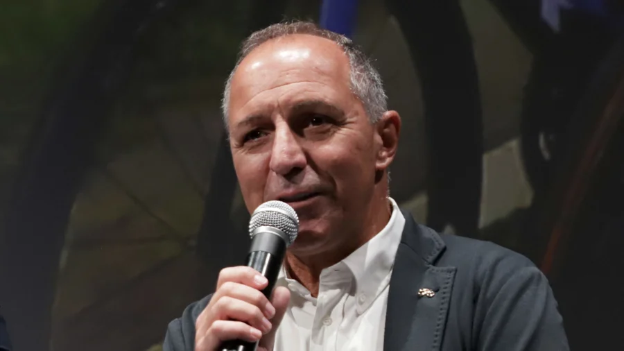 Giro 2025, la « malédiction » est derrière nous : Cordiano Dagnoni se réjouit et fait remarquer