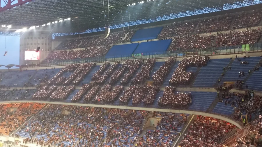 Manifestation à Milan : "Go to work&quot ; et "Yankee go home&quot ;