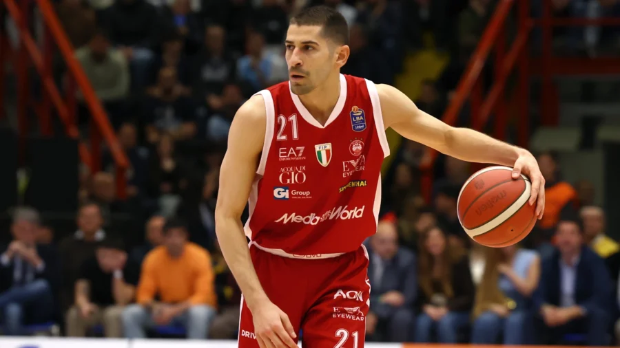 Olimpia : Flaccadori met en garde contre Hackett et valorise le scudetto