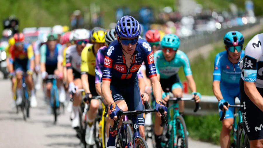 Le pape Léon XIV saluera le Giro d&apos;Italia lors de son passage au Vatican