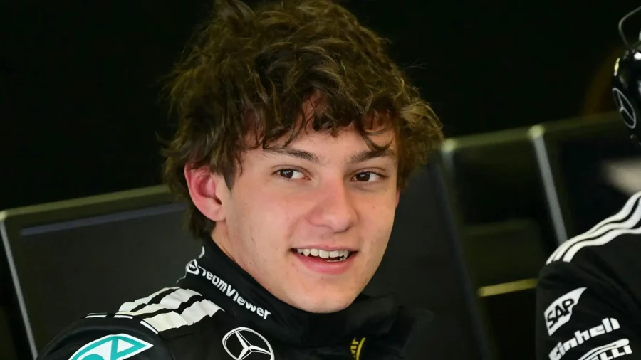 F1 : Kimi Antonelli emmène ses camarades de classe au GP national