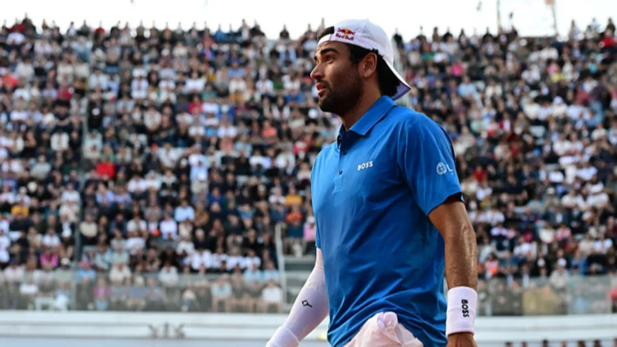 Matteo Berrettini contraint de se retirer après avoir pleuré à l’Internazionali d&apos;Italia