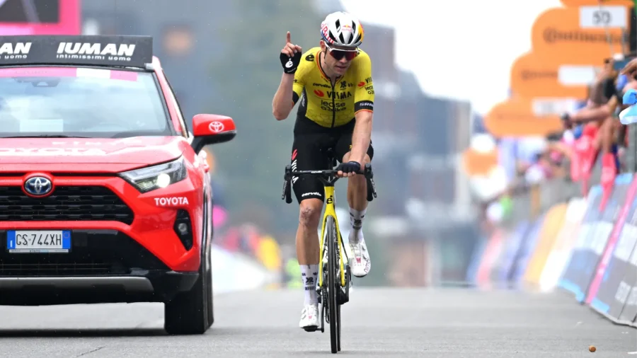 Simon Yates renverse le classement du Giro d&apos;Italia