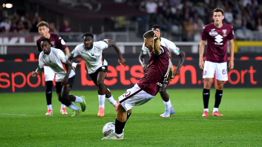 Venezia se moque du penalty, seulement un match nul avec le Torino