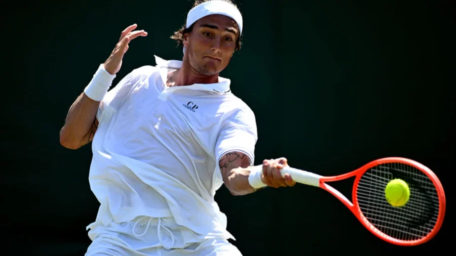 Mattia Bellucci remporte le premier succès de sa carrière à Wimbledon