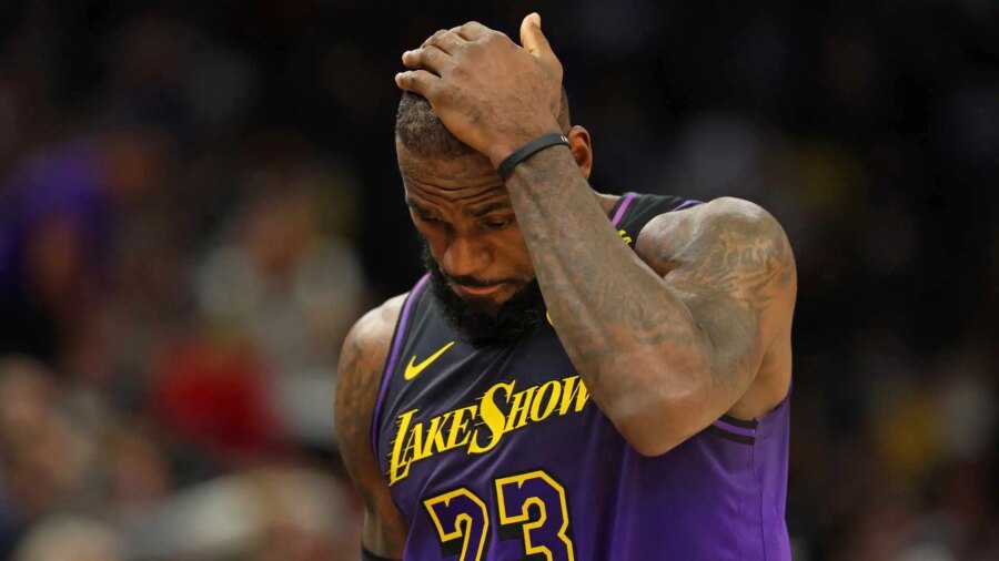 NBA : LeBron James reste mais fait peur aux fans des Lakers