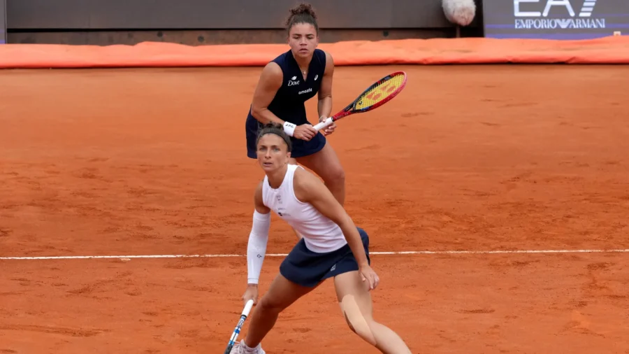 Quand Jasmine Paolini et Sara Errani jouent en double à Roland Garros