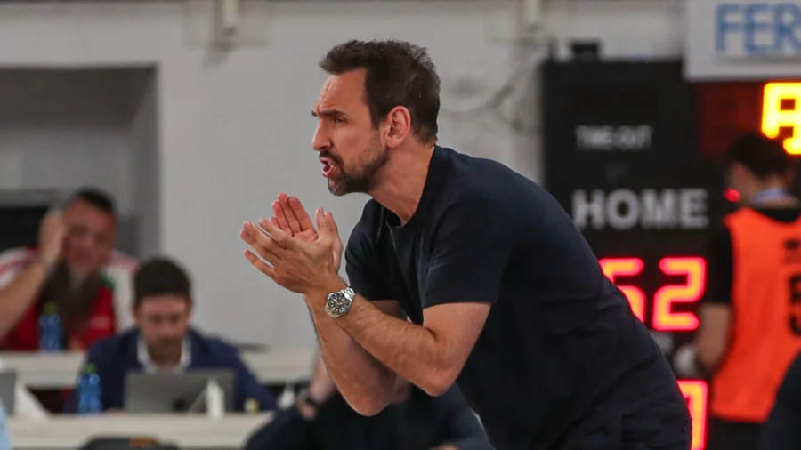 Finale du Scudetto, Brescia : Peppe Poeta explique les points clés pour affronter Virtus Bologna