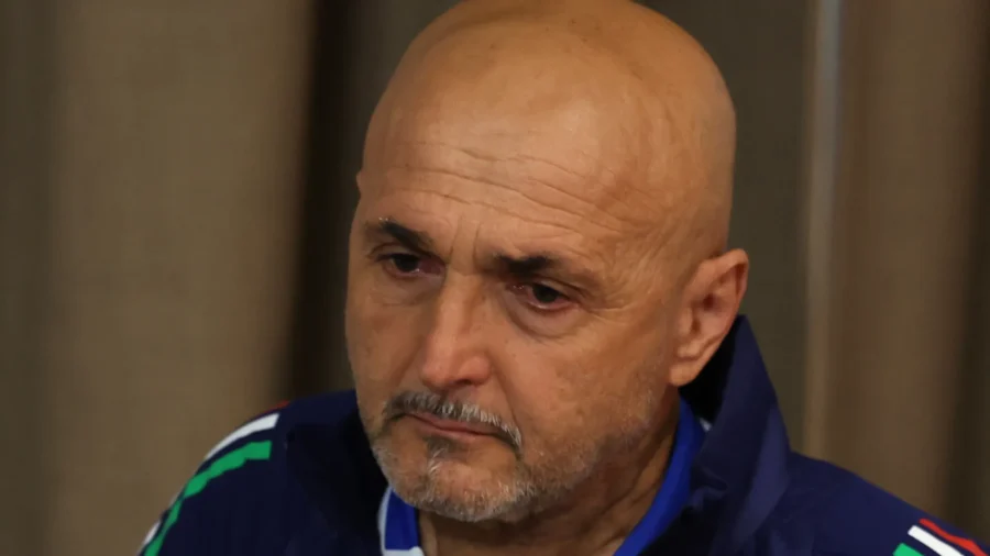 Italie, Spalletti disculpé : l’entraîneur ému interrompt brusquement la conférence de presse