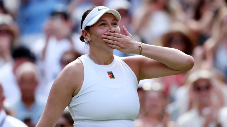 Amanda Anisimova surprend Aryna Sabalenka et se qualifie pour la finale de Wimbledon