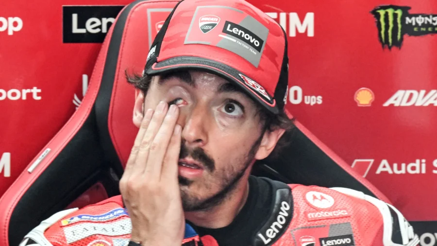 Ducati, Pecco Bagnaia en a marre : « Ce n’est pas possible de courir comme ça » ;