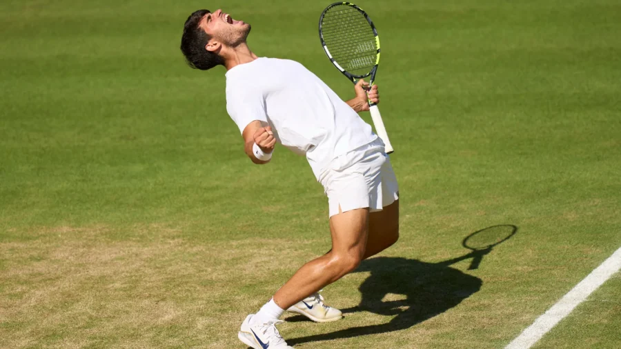 Carlos Alcaraz retrouve la finale de Wimbledon : Fritz battu en quatre sets