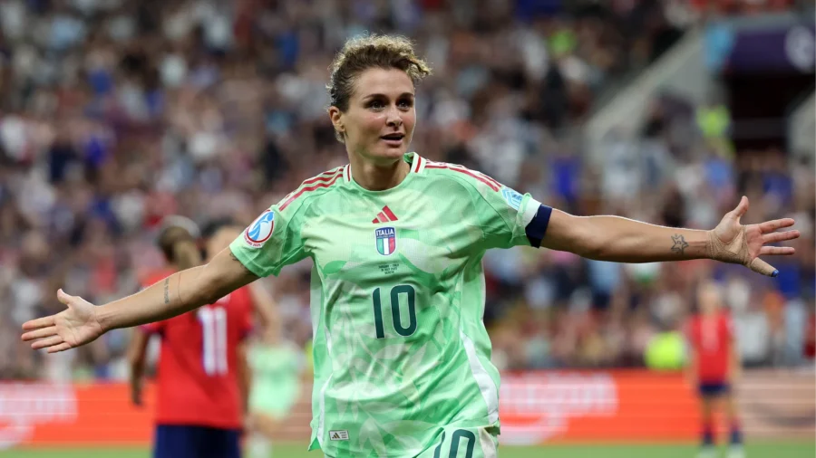Championnats d’Europe : Cristiana Girelli en double, la Norvège battue et l’Italie en demi-finale