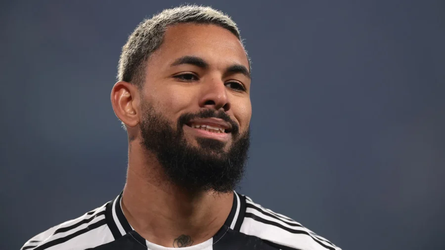 La Juventus en négociations pour vendre Douglas Luiz