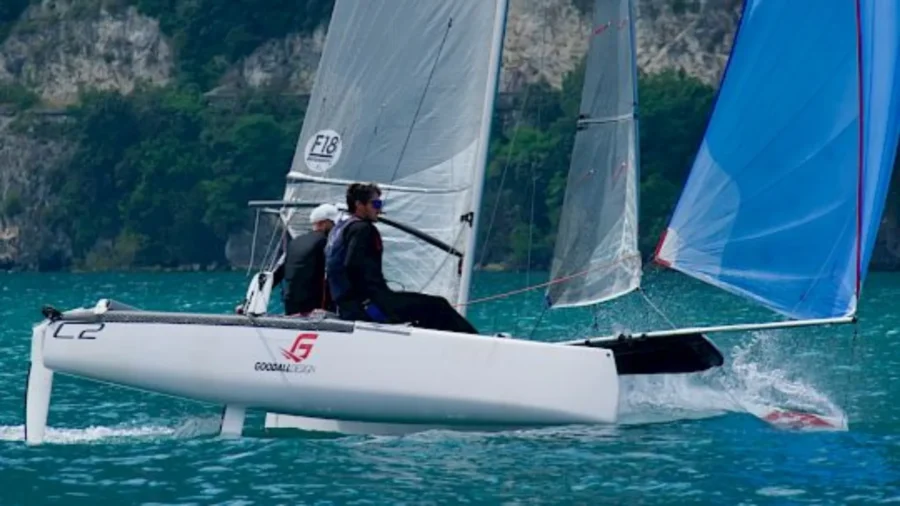 Voile : Formule 18, les frères Viganò gagnent