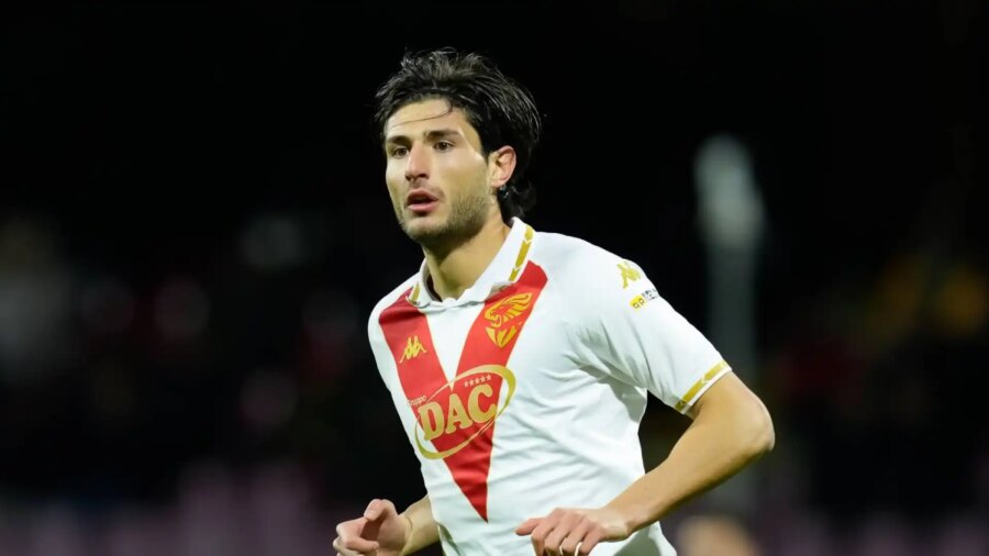 Cagliari a un nouvel attaquant : Gennaro Borrelli est officiel