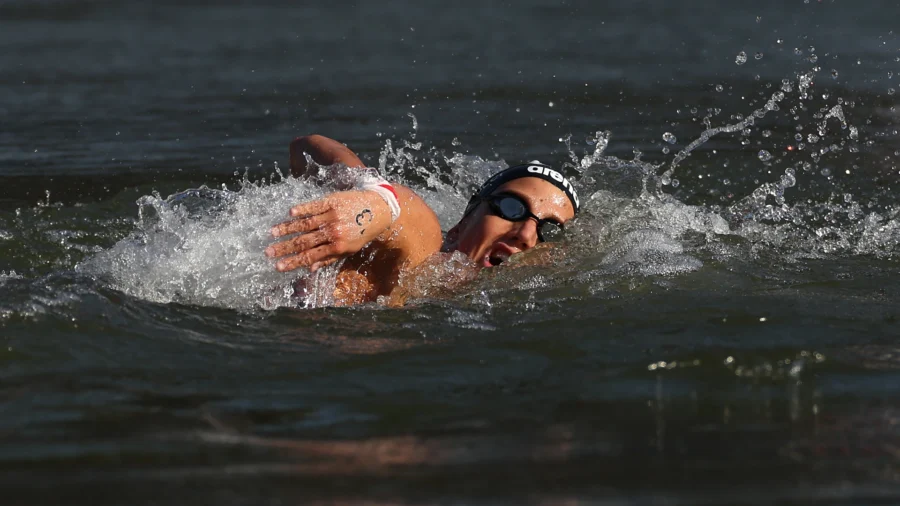 Championnats du monde de natation : report du 10 km féminin, problèmes d’eau