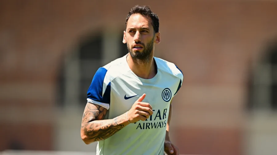 Inter Milan, Hakan Calhanoglu met fin aux rumeurs sur son avenir