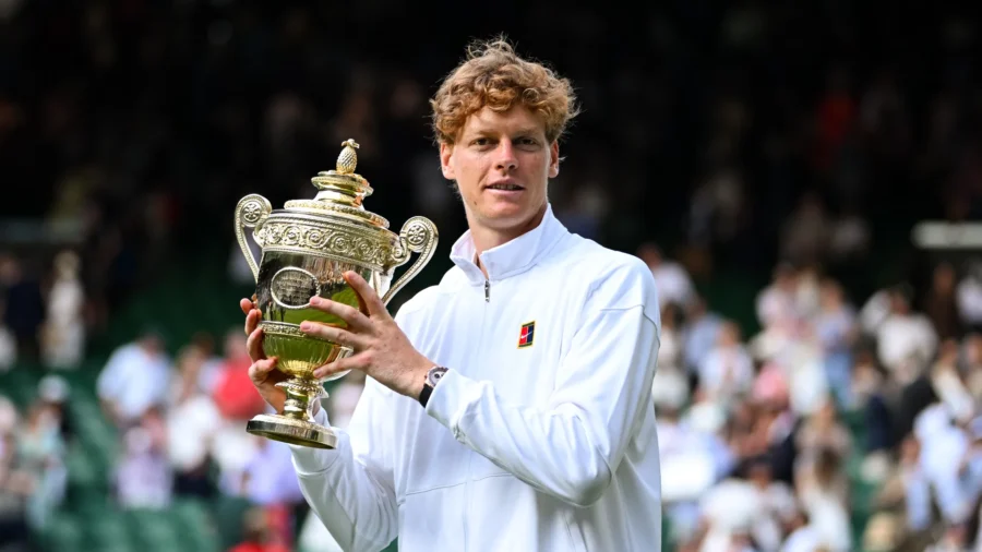 Jannik Sinner, remercié après son triomphe à Wimbledon