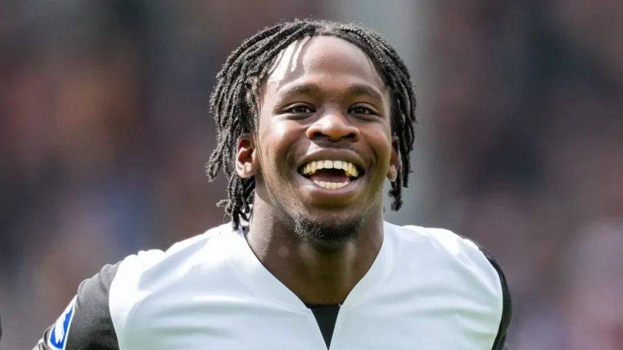 Côme, un autre renfort pour Cesc Fabregas : Jayden Addai officiel