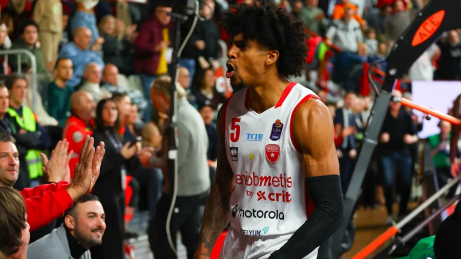 Varese Basketball fait des adieux de grande classe à Justin Gray
