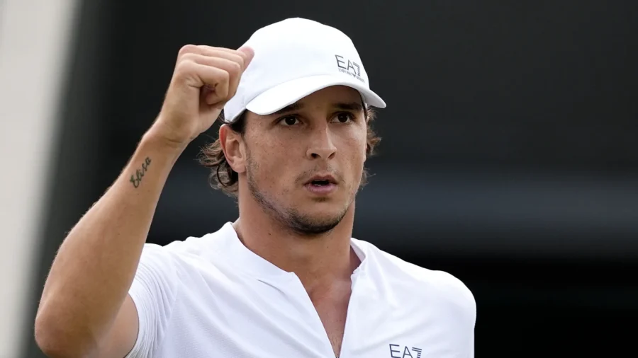 Quand Luciano Darderi joue-t-il à Wimbledon : Contexte avec Jordan Thompson
