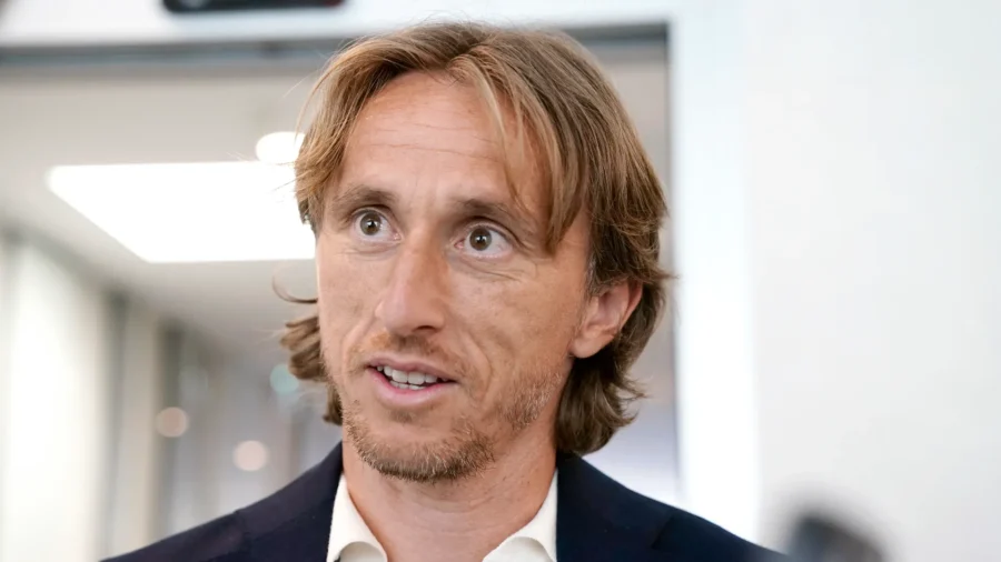 Luka Modric se présente à l’AC Milan : "No mediocrity&quot ;