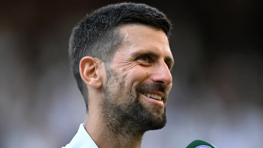 Novak Djokovic surpris par Flavio Cobolli et défie Jannik Sinner