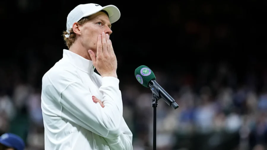Jannik Sinner ne fête pas sa qualification pour les quarts de finale de Wimbledon