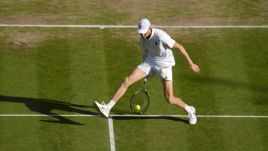 Wimbledon, Jannik Sinner dépasse Carlos Alcaraz !