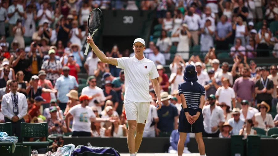 Wimbledon : Jannik Sinner débute bien. Nardi éliminé dans le derby