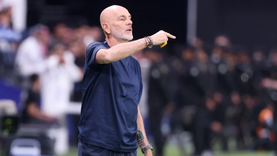 Fiorentina, Stefano Pioli applaudit la Viola et critique Kean