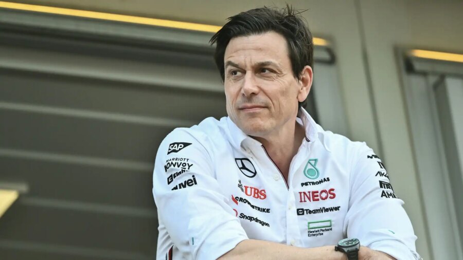 Toto Wolff dit non à Ferrari et recommande d’aller de l’avant avec Frédéric Vasseur