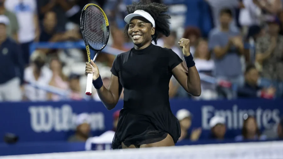 Venus Williams éternelle, victoire historique en simple à 45 ans