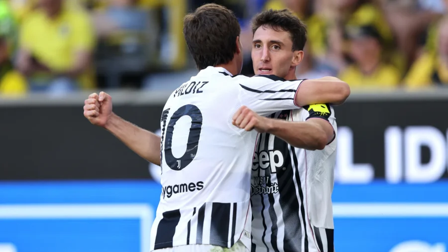 Cambiaso bat le Borussia Dortmund : la Juventus balaie le Signal Iduna Park