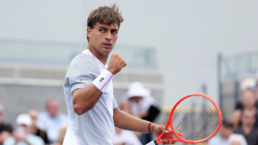 US Open, Flavio Cobolli gagne après quatre heures et demie et remporte le derby avec Lorenzo Musetti