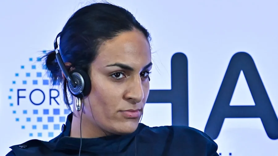 Imane Khelif refuse le retrait et part en contre-attaque