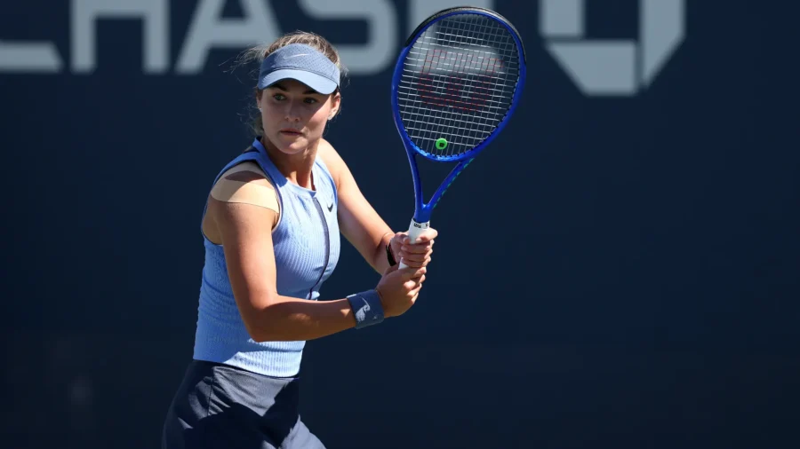 Anna Kalinskaya sourit à l’US Open après une grosse frayeur